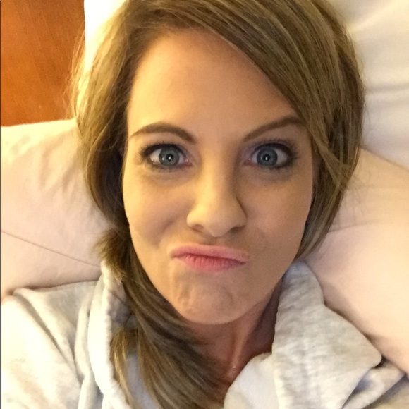 Meet your Posher, Deanie - Picture 4 of 5